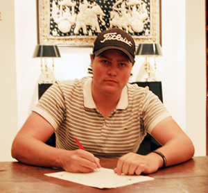 Rutger van Brouwershaven owns a +1.0 handicap and placed in the top ten in six early-season tournaments in 2009