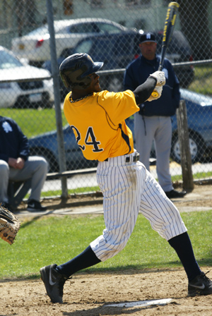 Stan Simmons was 2-for-5 (home run) with four RBIs