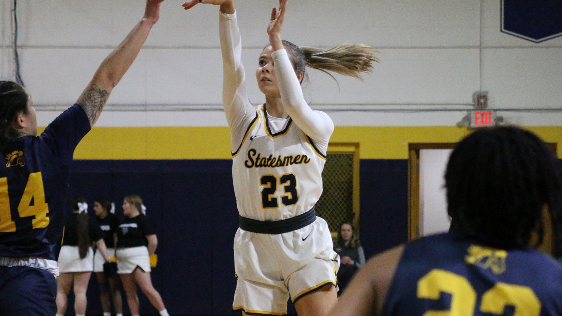 Stewart's Seven Three-Pointers Push WPU Past Park
