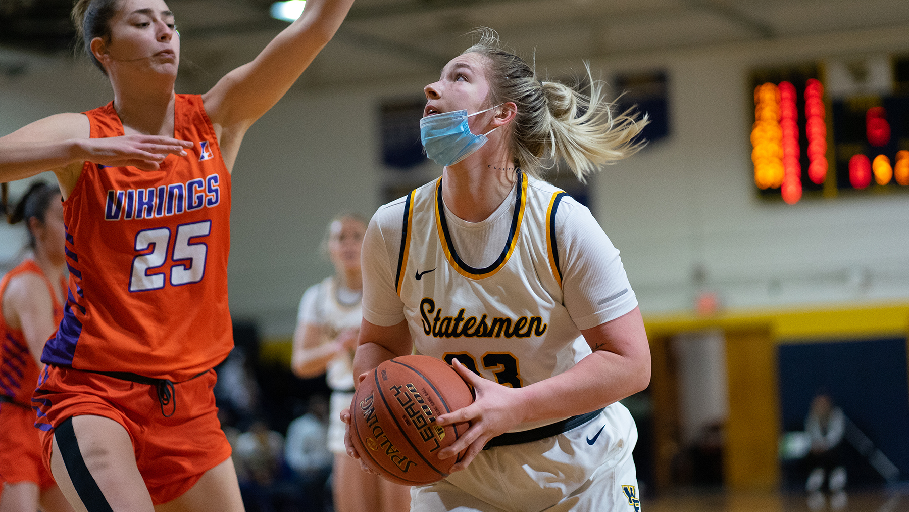 Statesmen Rally to Clip Bobcats on Road