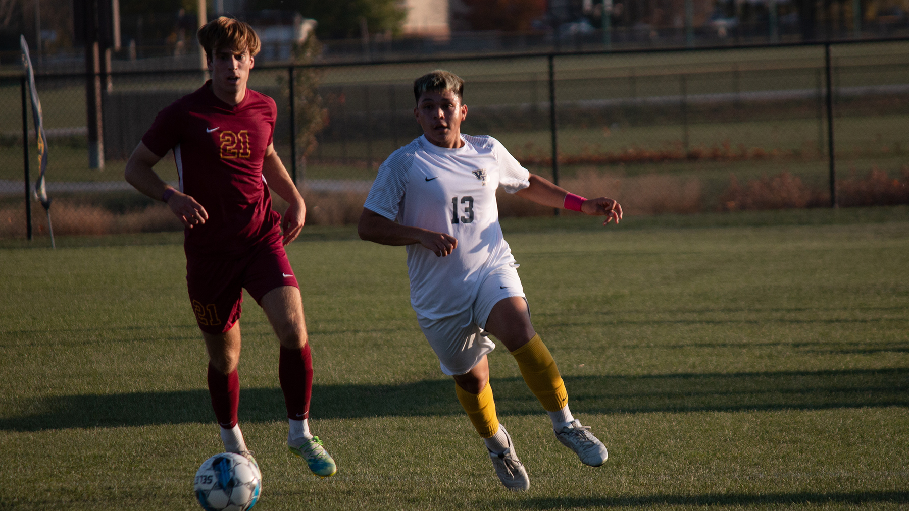 Statesmen Down Mustangs, Secure Tournament Berth