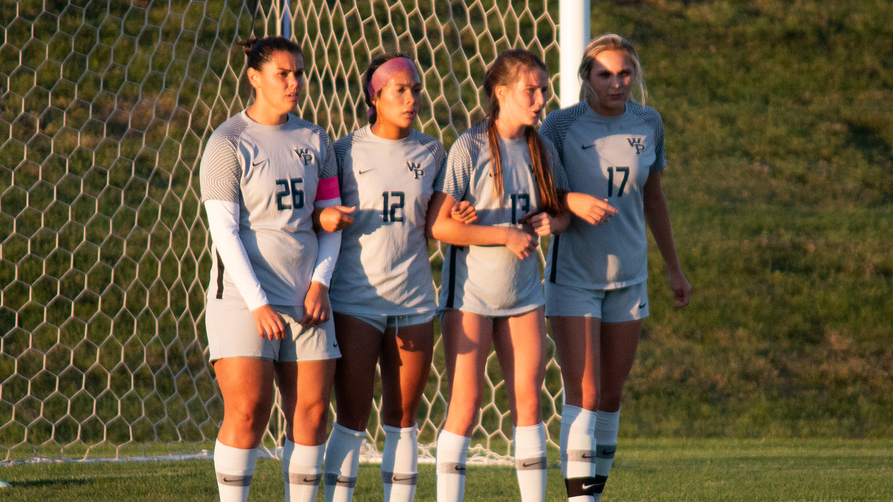 WPU Drops Road Outing with Pioneers