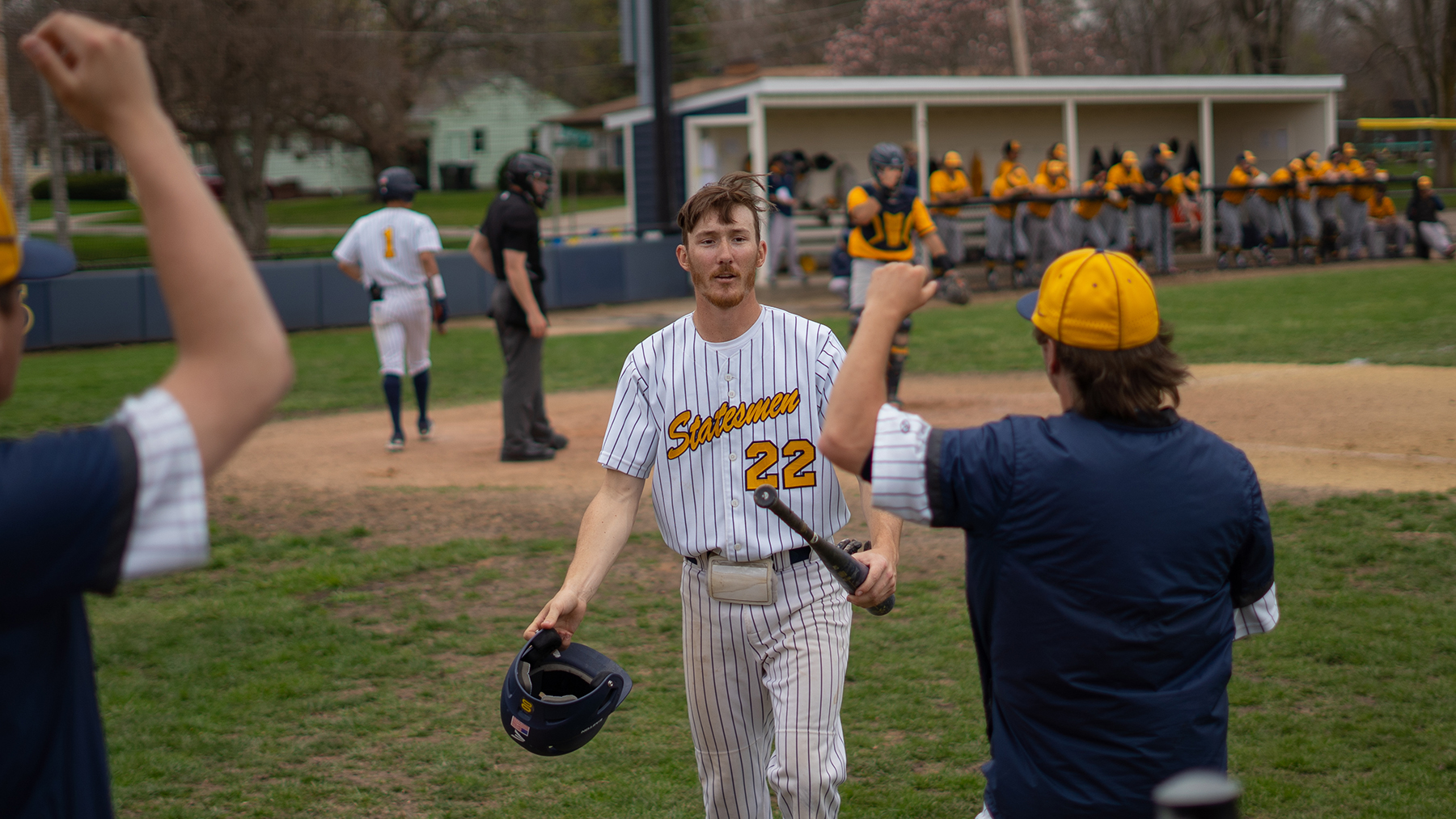 Statesmen Claim Three Wins in Missouri