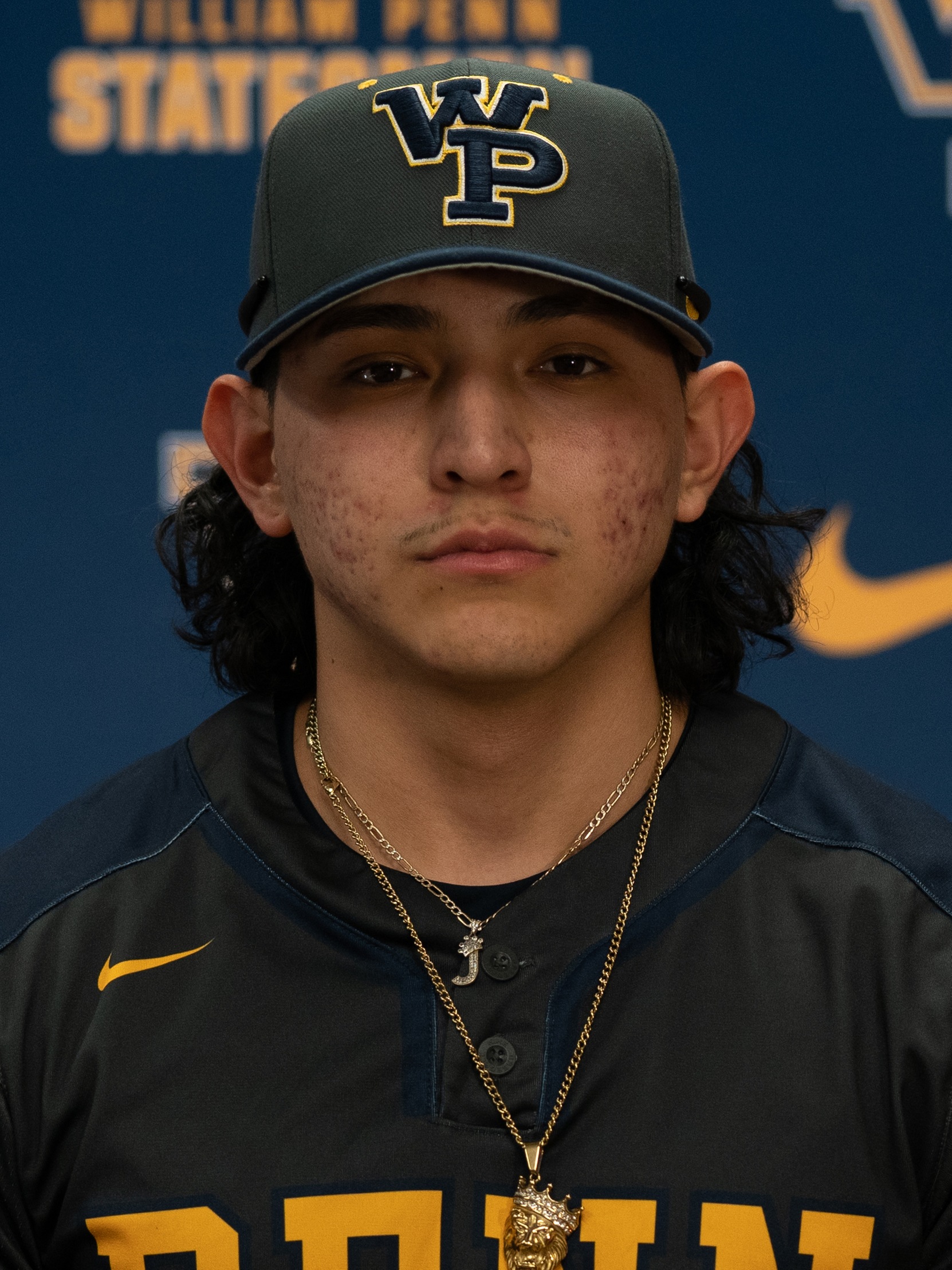 J. Holguin photo thumbnail