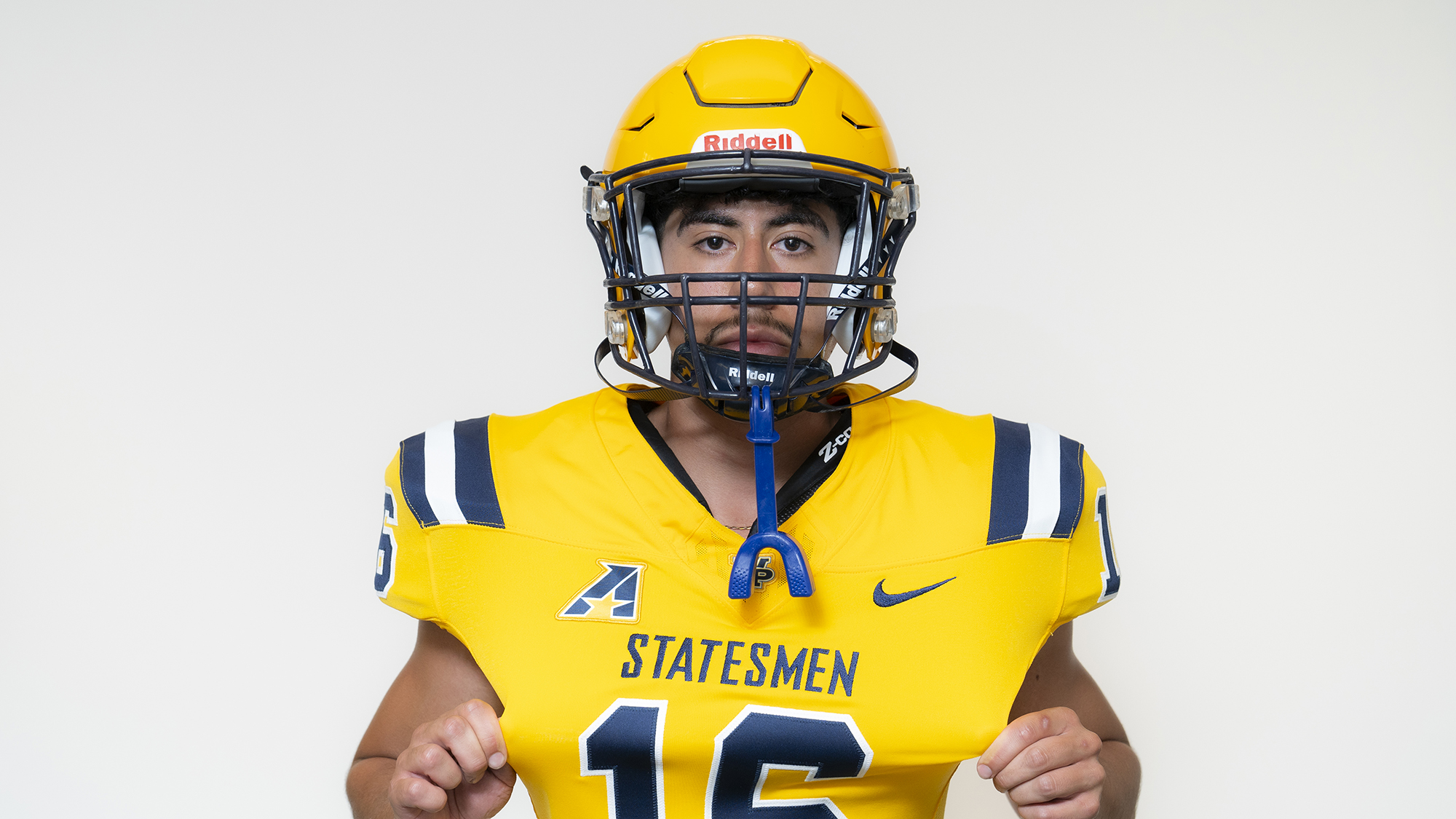 Olivas&rsquo; Field Goals, Huerta&rsquo;s Interceptions Lead WPU to Win in Benavidez&rsquo;s Coaching Debut
