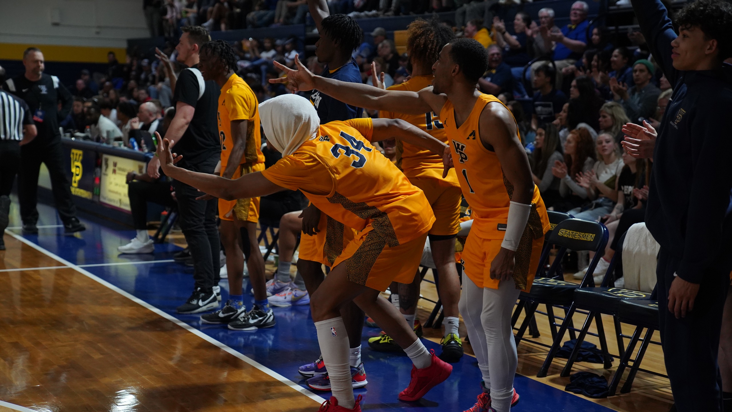 Survive and Advance: WPU Downs Saint Xavier in First Round 75-65