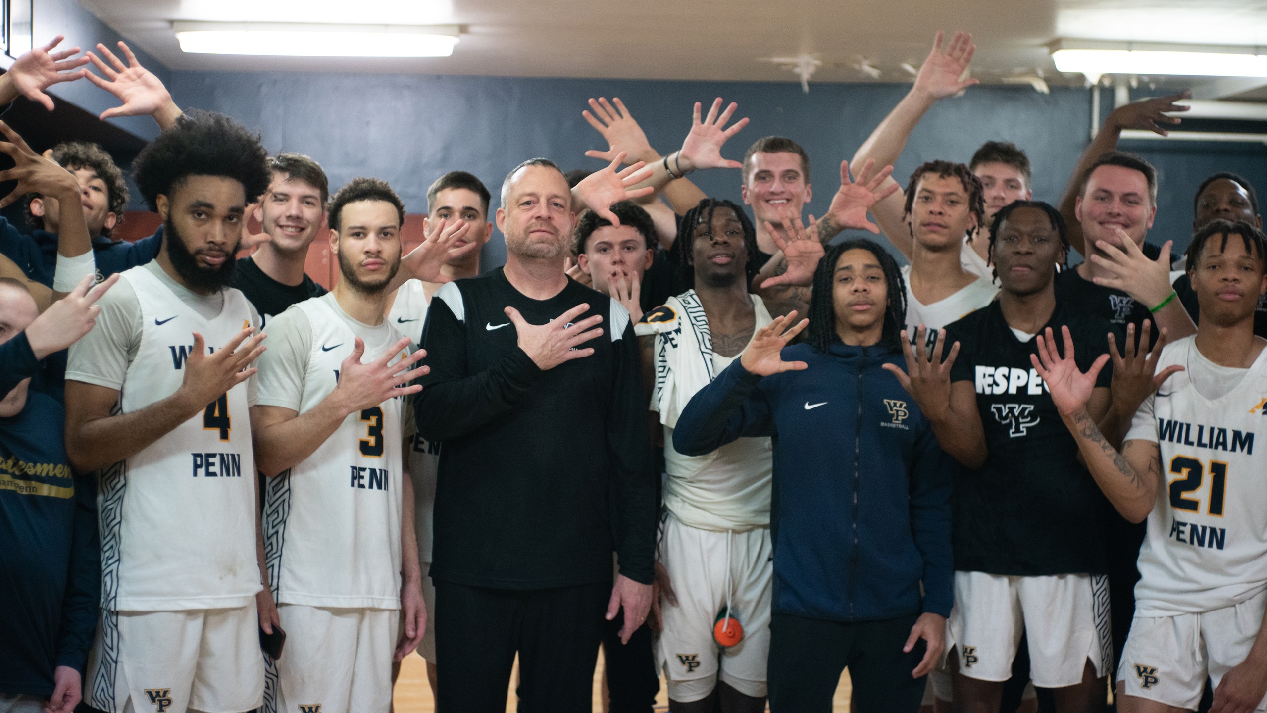 Statesmen Pick Up 500th Win for Coach Henry