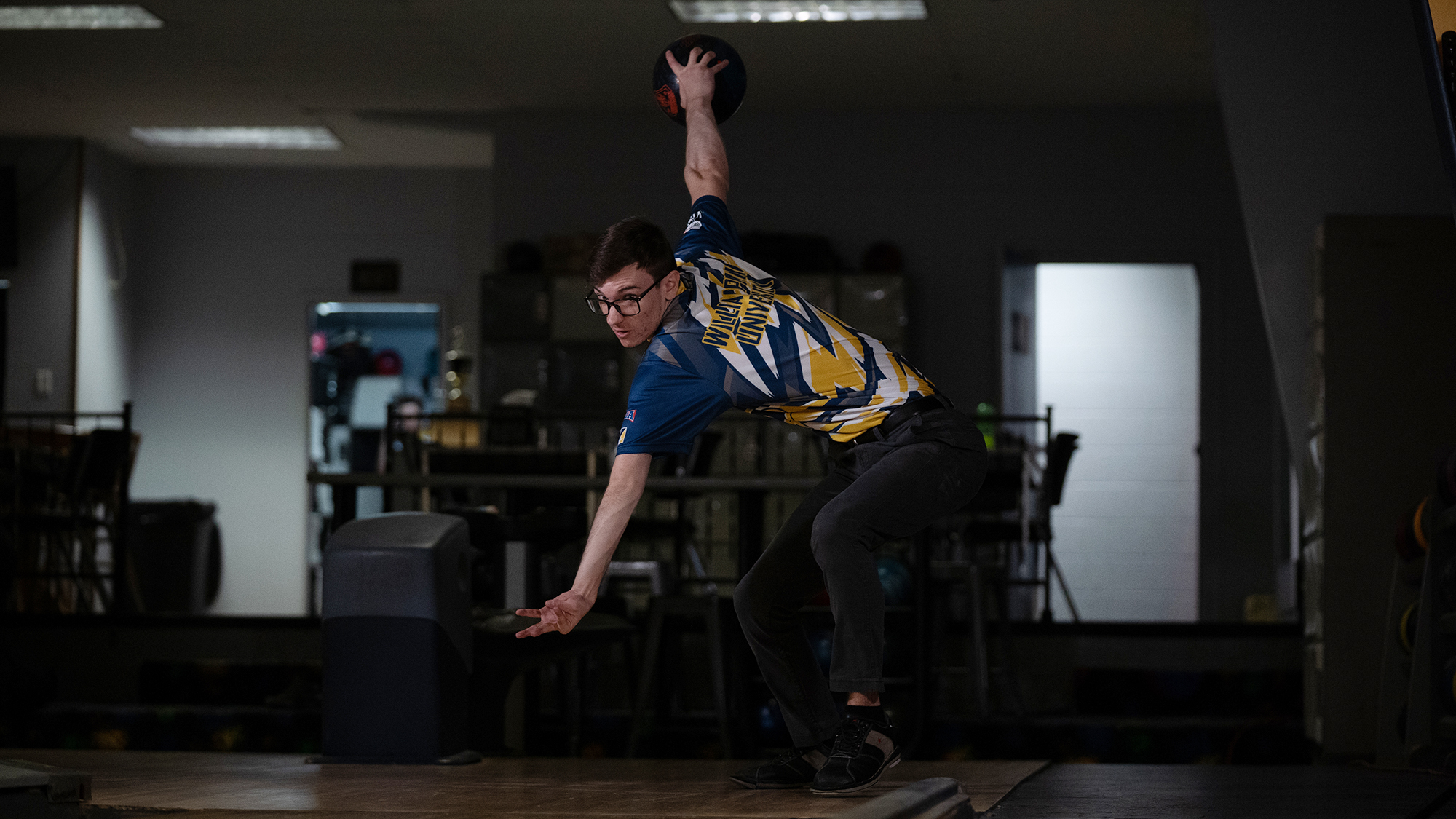 Statesmen Place in Top Half at Mid-States Championship