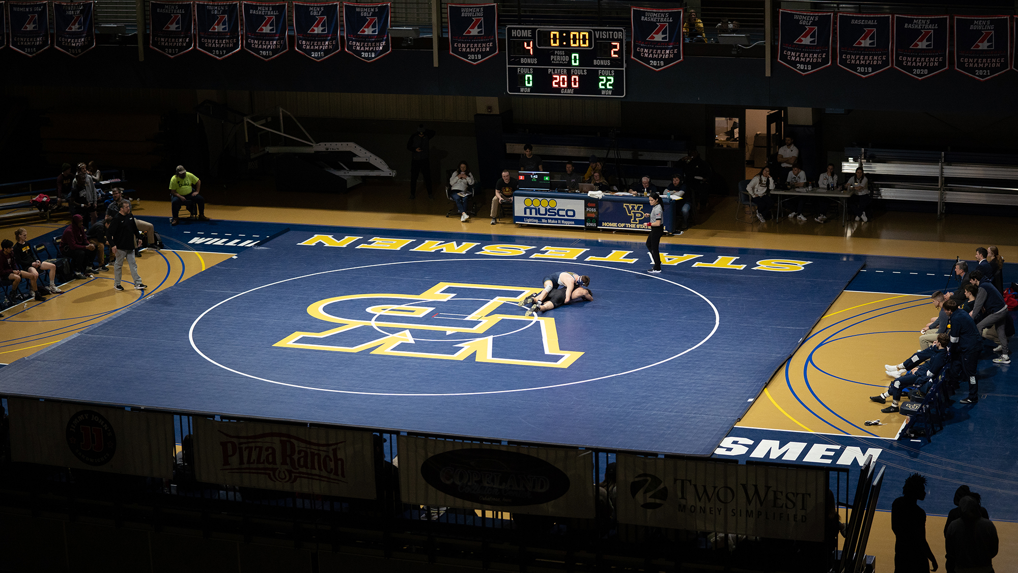 WPU Falls to Central in Final Dual of Campaign