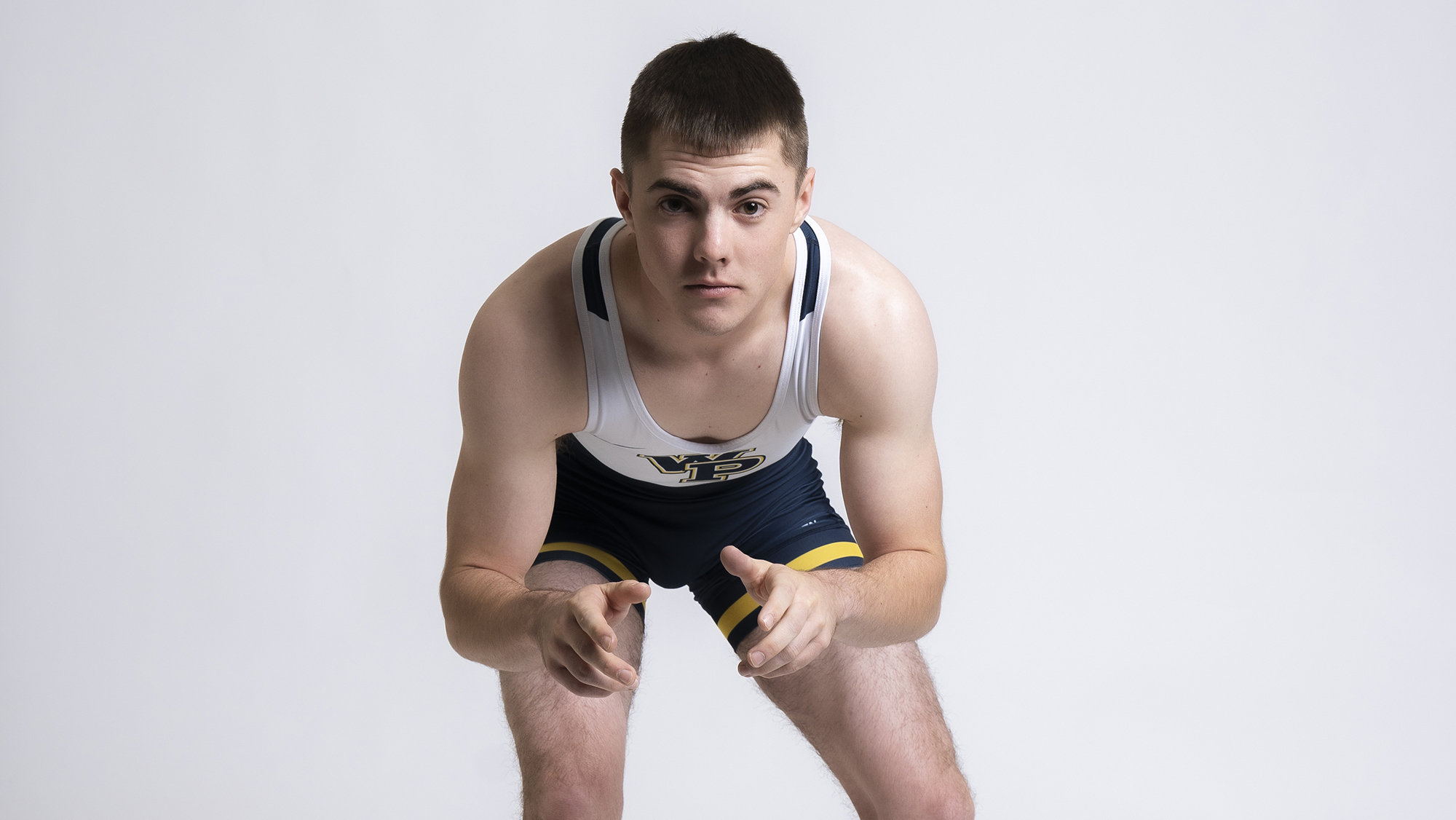 Statesmen Hit Mats at MVC Open
