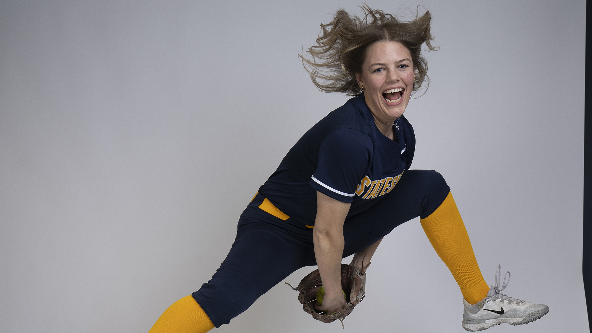 Statesmen Sweep Pair of One-Run Contests to Begin Illinois Weekend
