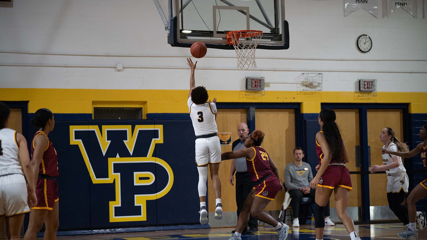 Huge Fourth Quarter Slingshots Statesmen Past Evangel