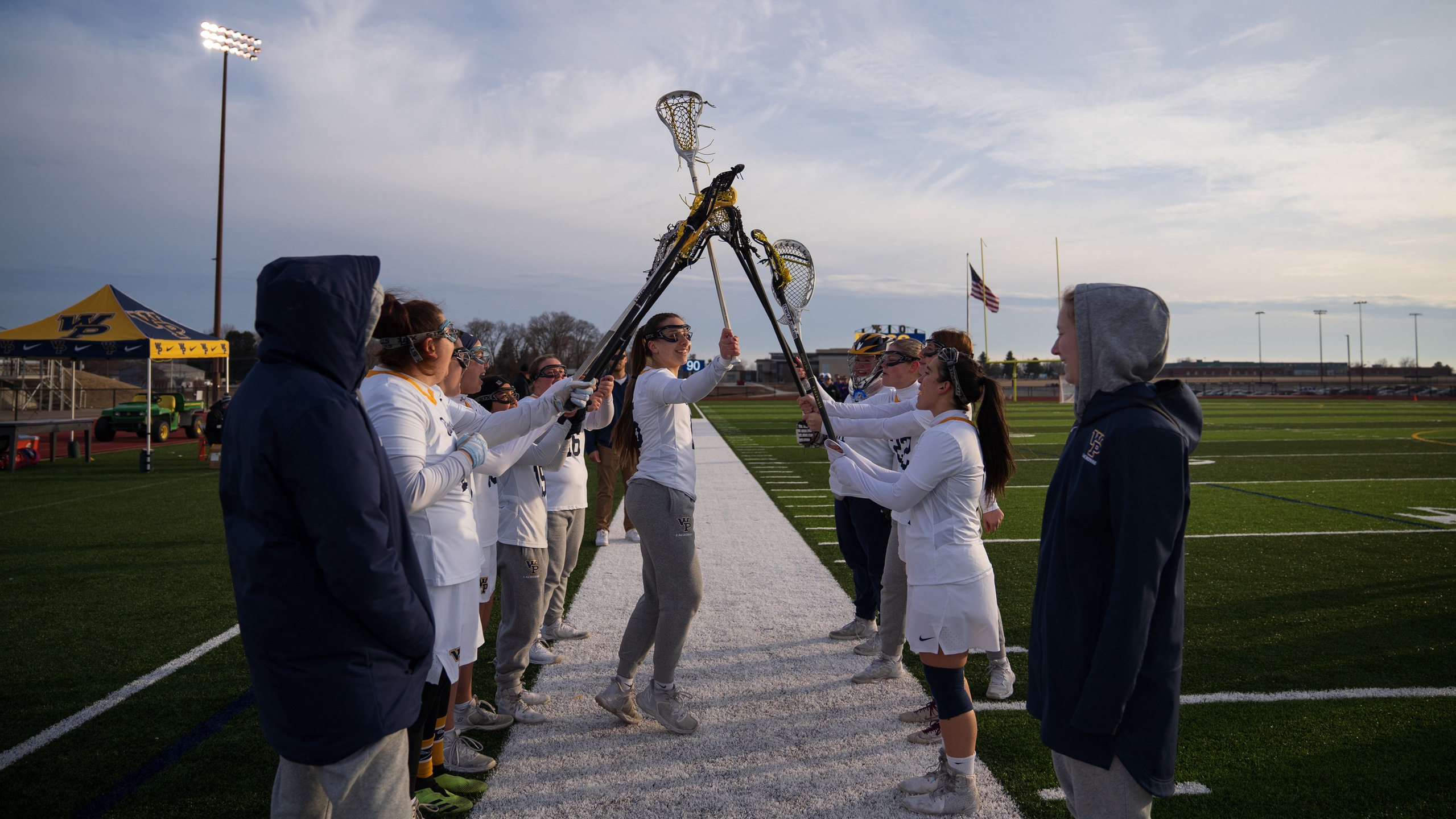 Statesmen Continue to Roll in Heart Conference Play